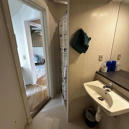 فندق مبيت وإفطار Oasen 3*
