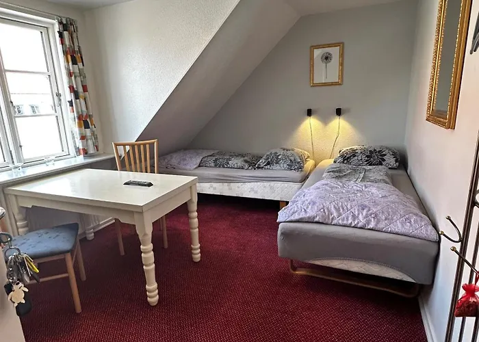 Couette-café Oasen 3*